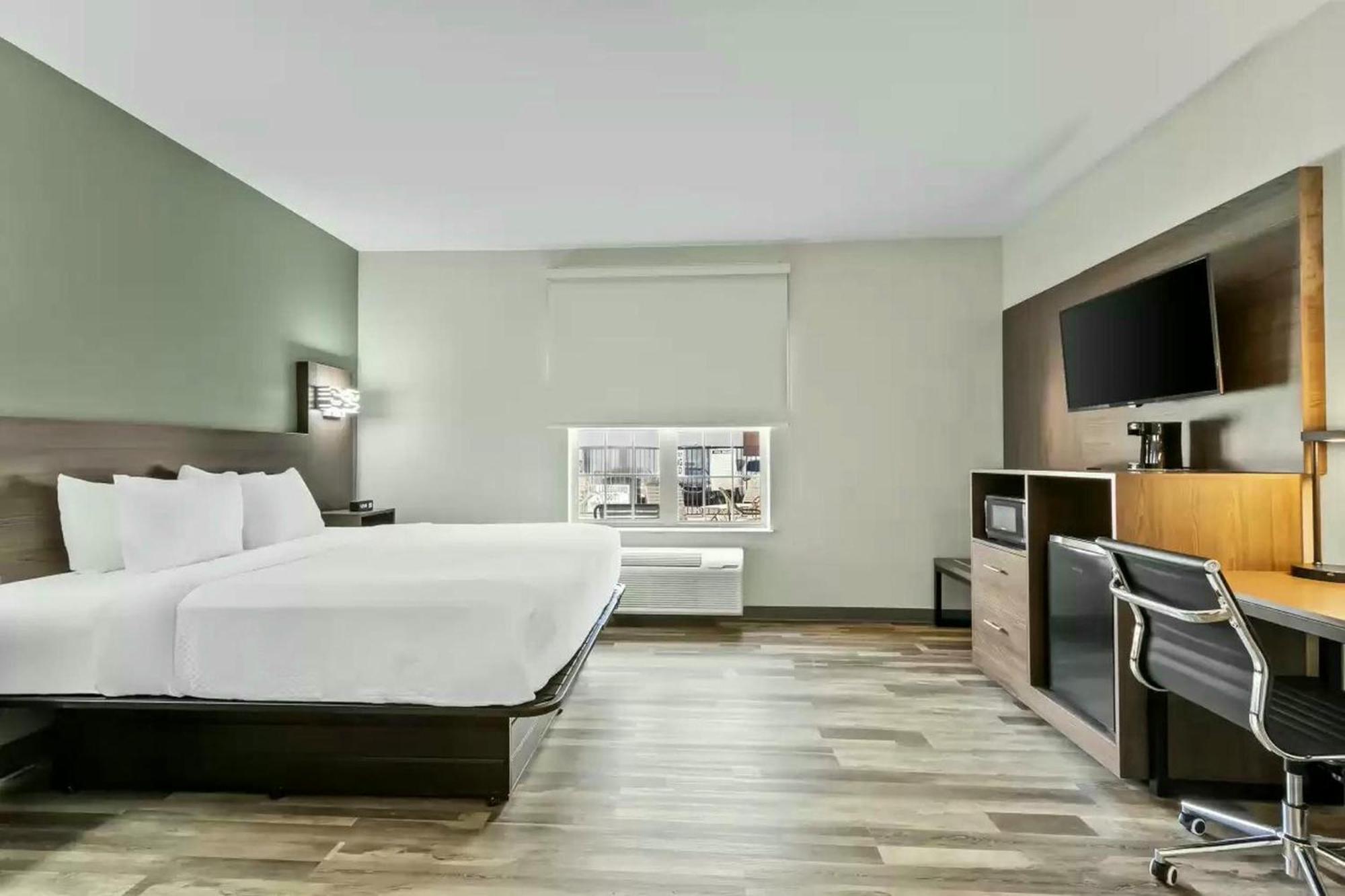 Quality Inn & Suites Columbia Harbison מראה חיצוני תמונה