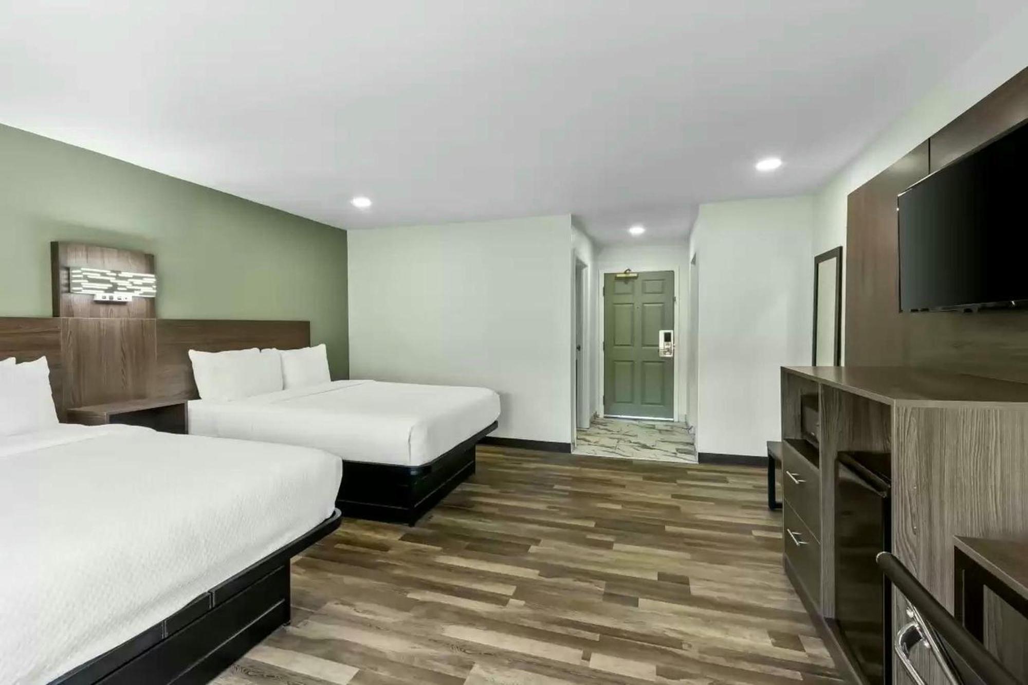 Quality Inn & Suites Columbia Harbison מראה חיצוני תמונה